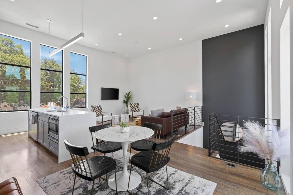 Beautiful Perfectly Located Luxury 2 Bed Townhome 댈러스 외부 사진