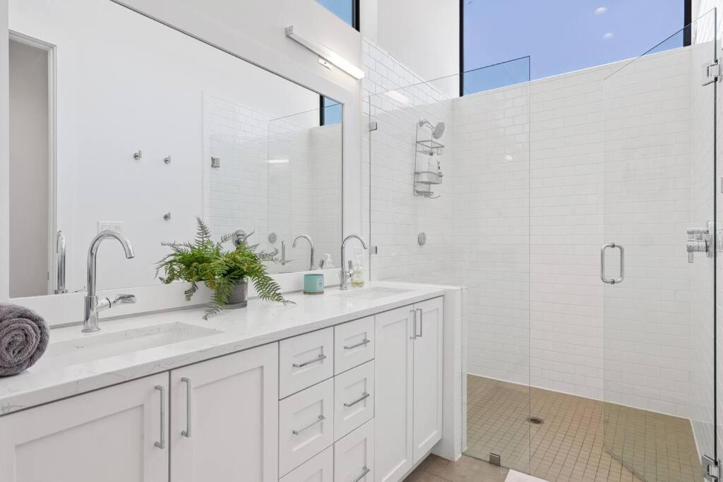Beautiful Perfectly Located Luxury 2 Bed Townhome 댈러스 외부 사진
